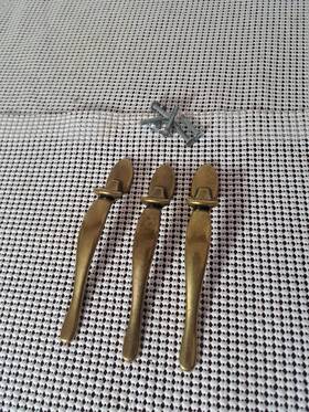 3-amerock Amerock 63868-1 5.75 Inch Brass Drawer Pull Cabinet Handles 3 C And Screws Salvage