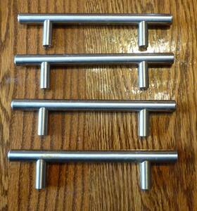 Bp19011ss Amerock Lot Of 4 Bp19011 Bar Pulls 3-3/4 Inch Center To Cabinet - 6 1/8