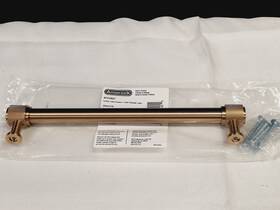 Bp37746cz Amerock Lot Of 3 Faraday 7-9/16 Inch Center To Knurled Bar - Bronze