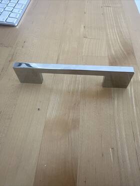16ea Atlas Homewares 842364110885 8 Pack Solid Kitchen Cabinet Pulls Handles 5 Inch Center Brass Retail