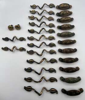 Belwith 078555780746 27 Piece Collection Antique Leaf Touch Of Spring Pull Cup Bin Handles