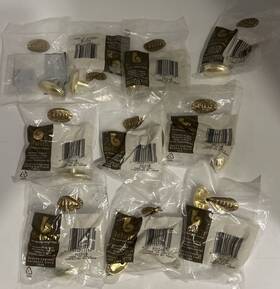 P212-ub Belwith M8878 Lot Of 10 Ultra Brass Gold Oval Dome Cabinet Knobs Pulls New