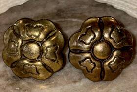 P215-pab Belwith Vintage Pair Hardware Brass Tulip Drawer/cabinet Knobs With Screws