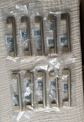9116-10cz-p Berenson 10 Hardware Contemporary Advantage Bar Pull 5-1/16 Inch C/c New