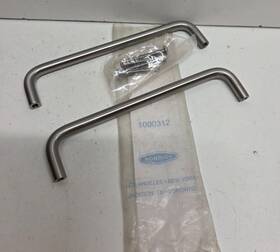 1000312 Bobrick New In Bag Handle Packet