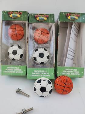 Borders Unlimited 781669001095 6 Sports Ball Themed Cabinet Drawer Pulls Basketball And Soccer