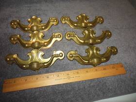 Cp-2222 Canada Set Of 6 Older Drawer Pulls Marked 4.5 Inch Holes 5 3/4 Length