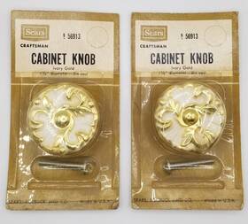 56913 Craftsman Lot Of 2 Vintage Ivory Gold Finish Cabinet Pull Knob