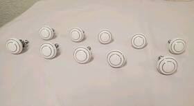 Hr204-9-16 Ebeta 10 1.38 Inch Diameter Round White And Silver Ceramic Zinc Cabinet Knobs