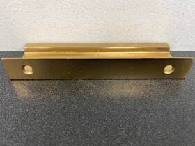 87110us4 Emtek Edge 4 Inch Center To Finger Cabinet Pull - Satin Brass