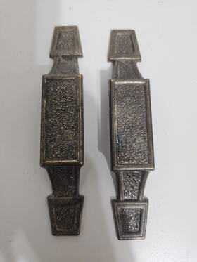 N-7257 Kbc 7257 Lot Of 2 Vintage Door Drawer Cabinet Pull Handle Hardware