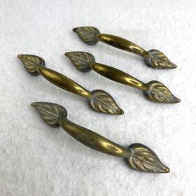 7303 Kbc Keeler Brass 5 Inch Leaf Cabinet Drawer Handles Pulls Lot Of 4