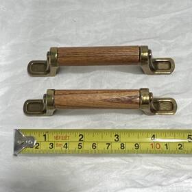 N1609 Kbc Brass And Wood Vintage Cabinet Handle Pulls 4in 3in Ctc Set Of 2