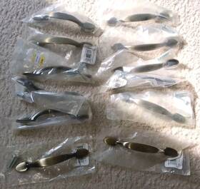 P50121v-ab-c7 Liberty Lot 12 Classic Antique Brass Smooth Spoon Foot Drawer Pull