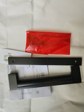 10113988blck Restoration Hardware Anson 6 Inch Drawer Pull Black
