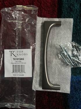 Tk1013ag Top Knobs Riverside 5 1/16 Inch C-c Cabinet Pull Ash Gray