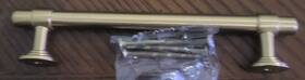 Tk3002hb Top Knobs Ellis Pull 5 1/16 Inch C-c Honey Bronze