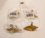 4 Hill Leaf Shaped Knobs With Antique Brass Finish.. Fixed Price $16.00.