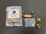 Hickory Hardware P8136-OAK Cottage Woodgrain Handle Pull Brass. Fixed Price $14.00.