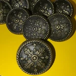 Hickory Hardware Antique Brass Finish Lot Of 10 Cabinet Drawer Knobs. Fixed Price $25.00.