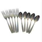 Majesco Stainless MJS3 Pattern Flatware 10 Piece Set Round Feather Handle. Fixed Price $25.00.
