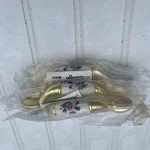 Allison By Amerock Floral Ceramic Brass Cabinet Drawer Pulls 3IN Ctc Set Of. Fixed Price $20.00.