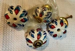 Floral Ceramic Scallop Drawer Knobs Set Of 4 Dritz. Fixed Price $10.00.