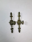 Lot Of 2 Round Drawer/cabinet Pulls With Flower Backplates. Fixed Price $27.00.