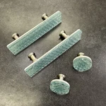 4-PC Sietto P-901-SN Cabinet Pull & Knob Set Glass/brushed Nickel. Fixed Price $44.99.