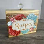 Blossom Jubilee Natural Wood Pioneer Woman Recipe Box With Lid & Crystal Knob. Fixed Price $19.95.