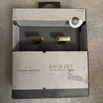 Threshold Knob Set Satin Nickel Finish, 10 Pack Brand New Free Shipping. Fixed Price $24.99.