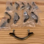 Laurey 20605 3/4" Modern Standards Pull Antique Brass Lot Of 10 9-NEW 1-USED. Fixed Price $19.99.