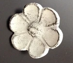 White Distressed Cast Iron Flower Shaped Knobs Drawer Pulls Closet Doors 4 Wc. Fixed Price $23.25.