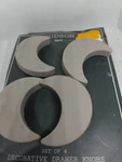 Hudson Home Set Of 4 Moon Shaped Decorative Drawer Pulls/knobs. Fixed Price $11.33.
