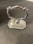 Southern Living Redmont Heirloom Napkin Rings ,place Card Holder Metal Set Of 4. Fixed Price $22.50.