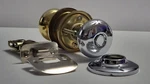 New Yale Yh Collection Cambridge Door Knob Two-tone Polished Brass 50% Off Msrp. Fixed Price $11.69.