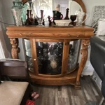 Pulaski Furniture Corporation Vintage Display Cabinet Glass Doors Carved Wood. Fixed Price $300.00.