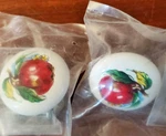 Liberty Hardware Apple Fruit Cabinet Knobs Drawer Pulls 2 New P95715C-APL-C. Fixed Price $6.99.